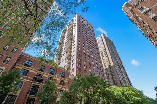 apt-23i-1122 N Dearborn St, Chicago, IL, 60610-5078 | Card Image