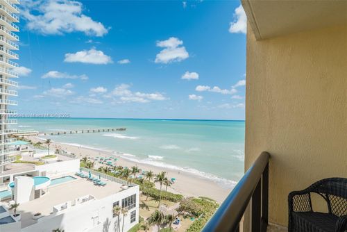 apt-902-16275 Collins Ave, Sunny Isles Beach, FL, 33160-4328 | Card Image