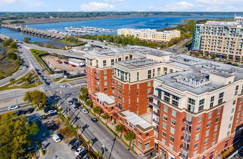 apt-507-150 Bee St, Charleston, SC, 29401-5704 | Card Image