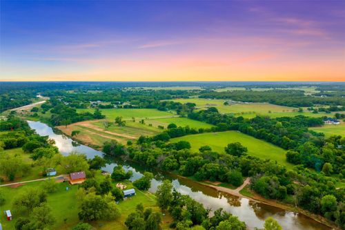 743 Stillwater Rd, Waco, TX, 76708-7066 | Card Image