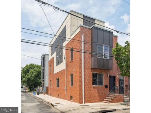 2620 Emerald St, PHILADELPHIA, PA, 19125-1134 | Card Image