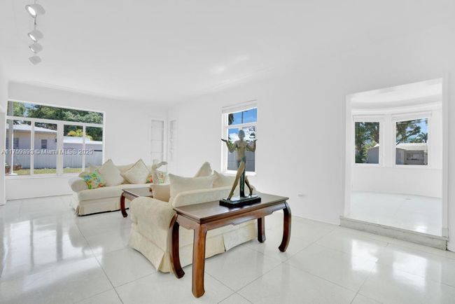 5861 Lagorce Dr, House other with 4 bedrooms, 4 bathrooms and null parking in Miami Beach FL | Image 11