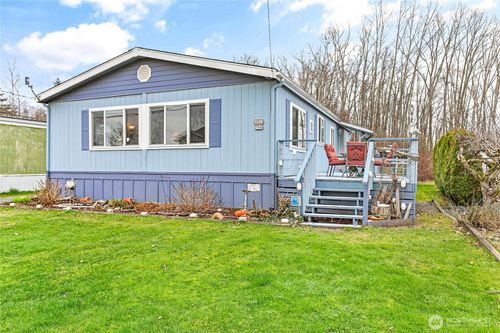 7460 Sunset Drive, Blaine, WA, 98230 | Card Image