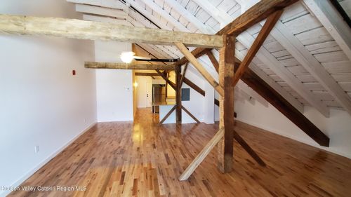 apt-3b-32 Anthony St, Hillsdale, NY, 12529-5095 | Card Image