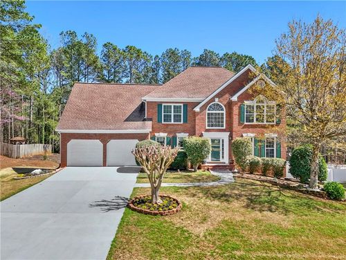 450 Shay Lind Ct Sw, Lilburn, GA, 30047-6585 | Card Image