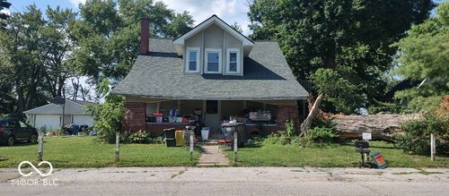 202 E Pearl St, Trafalgar, IN, 46181-8650 | Card Image