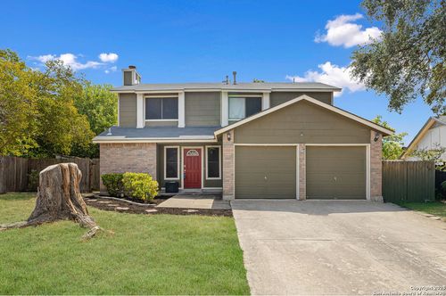 829 Garden Meadow Dr, Universal City, TX, 78148-3727 | Card Image