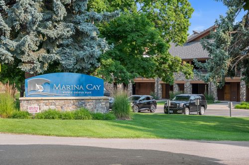 140-180 Vista Ln, Bigfork, MT, 59911-3666 | Card Image