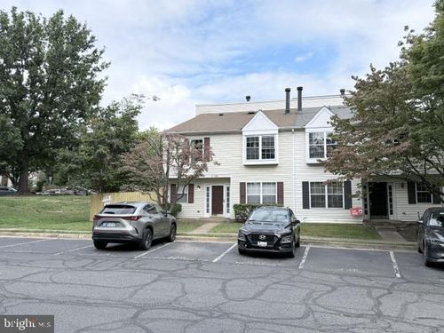 6128 Hoskins Hollow Cir, CENTREVILLE, VA, 20121-2694 | Card Image