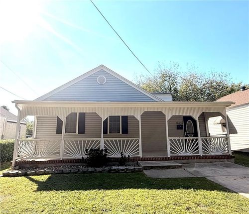 942 Douglas Avenue Avenue, Portsmouth, VA, 23707 | Card Image