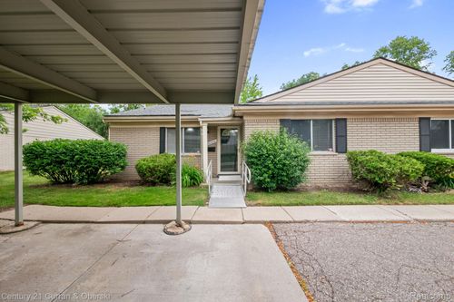 26596 Franklin Pointe Dr, Southfield, MI, 48034-5604 | Card Image