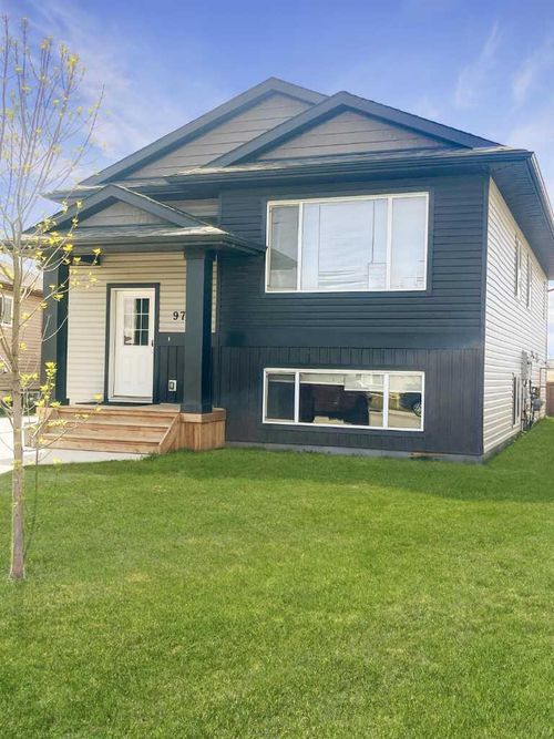 b-9715 112 Ave, Clairmont, AB, T8X5C2 | Card Image