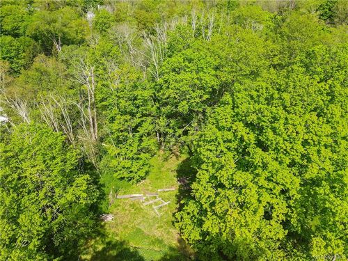 713 Old Post Rd, Bedford, NY, 10506-1219 | Card Image