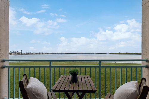 101e-1 Key Capri, TREASURE ISLAND, FL, 33706-4960 | Card Image