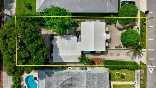 629 Se 4th Ave, Delray Beach, FL, 33483-4433 | Card Image