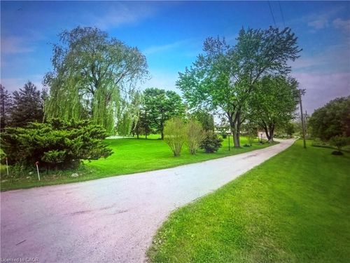 4662 Governor'S Rd, Lynden, ON, L0R1T0 | Card Image