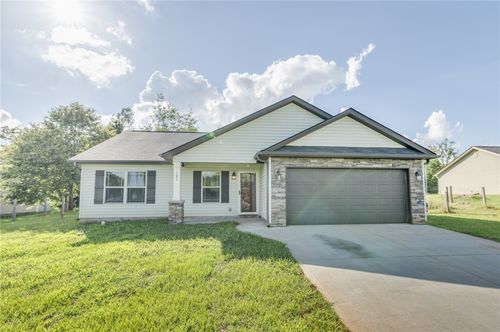 121 Stanmoore Dr, Anderson, SC, 29621-5062 | Card Image