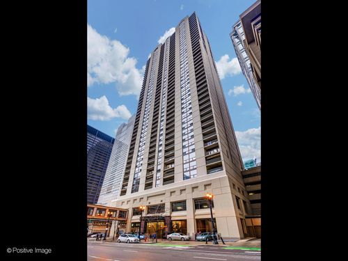 unit-3303-200 N Dearborn St, Chicago, IL, 60601-1626 | Card Image