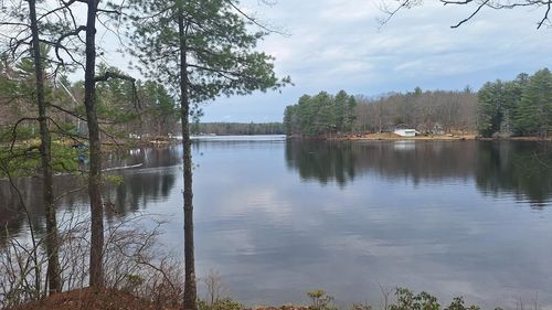 99 Lakeshore Dr, Spencer, MA, 01562-2905 | Card Image