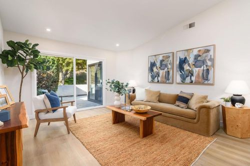 18027 Avenida Alozdra, San Diego, CA, 92128-1569 | Card Image