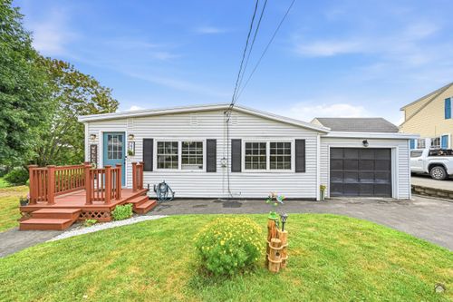 23 Beckett Street, Lewiston, ME, 04240 | Card Image