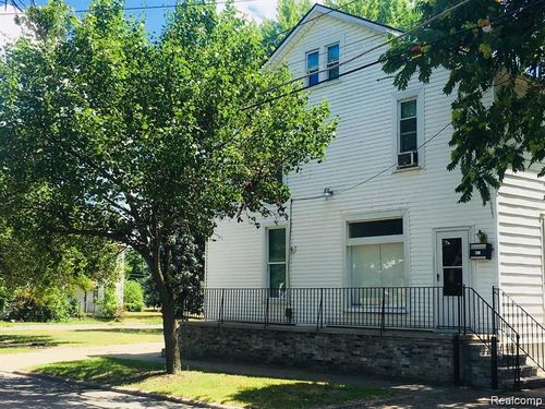 111 Kibbee St, Mount Clemens, MI, 48043-2445 | Card Image