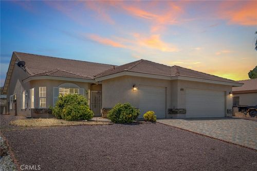 14415 Schooner Dr, Helendale, CA, 92342-9688 | Card Image