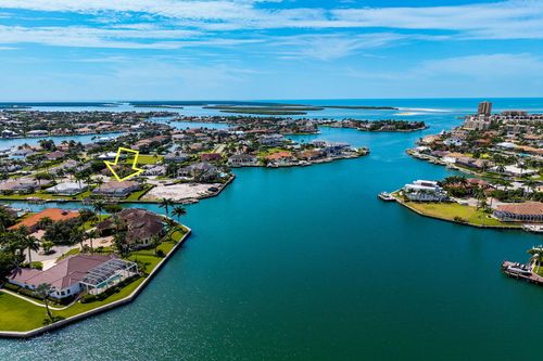 1370 Quintara Ct, MARCO ISLAND, FL, 34145-5851 | Card Image