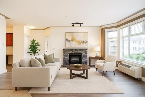 209-46021 Second Ave, Chilliwack, BC, V2P1S6 | Card Image