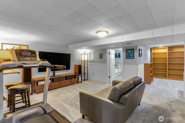 11729 Phinney Ave N, House other with 4 bedrooms, 2 bathrooms and 2 parking in Seattle WA | Image 23