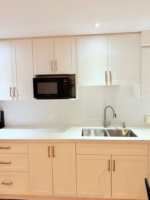 bsmt-20 Hyacinth St, Markham, ON, L6E0P5 | Card Image