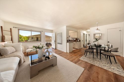 apt-4-5931 Birch St, Carpinteria, CA, 93013-2751 | Card Image