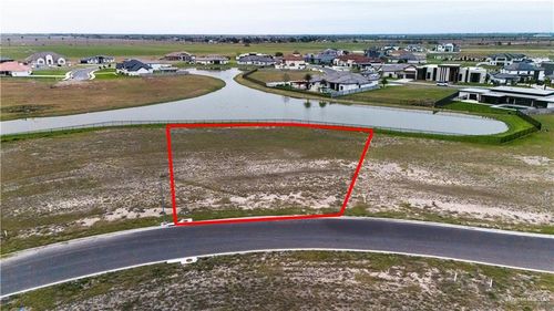 4816 Town Lake Dr, McAllen, TX, 78504-1417 | Card Image