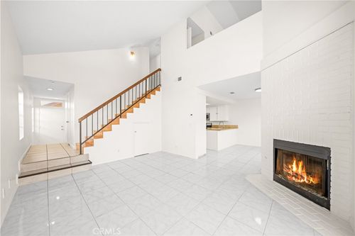 m-6060 Oak St, Huntington Park, CA, 90255 | Card Image