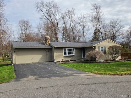 3067 Amberlea Ln, Lysander, NY, 13027-1613 | Card Image
