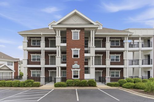 240-2800 Green Mountain Dr, Branson, MO, 65616-0602 | Card Image