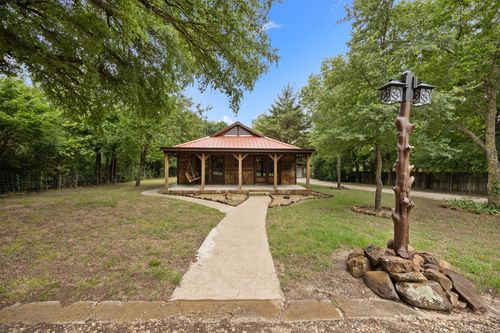 1587 Stainback Rd, Red Oak, TX, 75154-3010 | Card Image