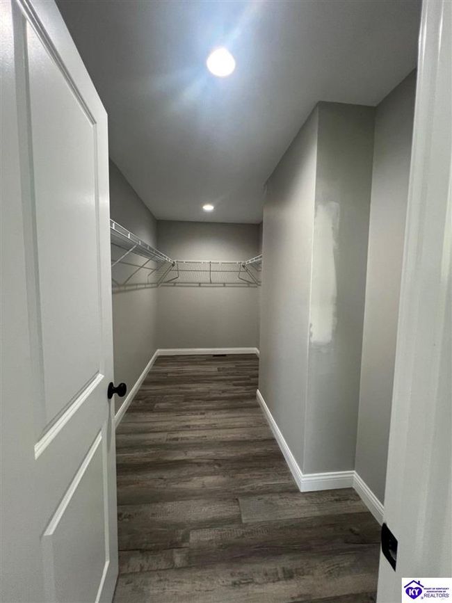 142 New Orleans Ct, House other with 3 bedrooms, 2 bathrooms and null parking in Taylorsville KY | Image 11