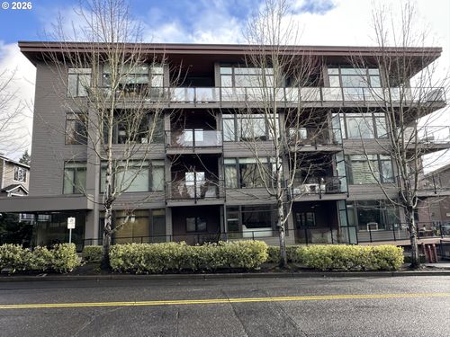 306-7910 Sw 31st Ave, Portland, OR, 97219-2582 | Card Image