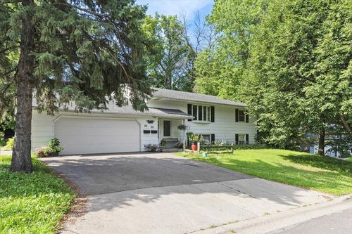 84 Logan Ave W, West Saint Paul, MN, 55118-2236 | Card Image