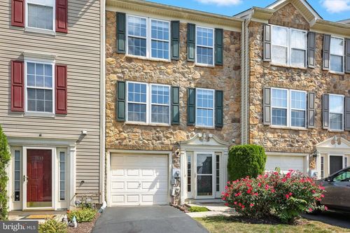 217 Windsor Ct, QUAKERTOWN, PA, 18951-5043 | Card Image