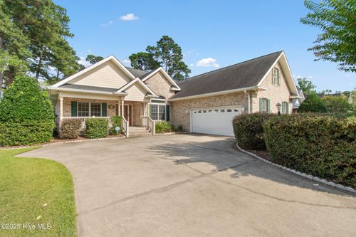 611 Eastwood Park Rd, Sunset Beach, NC, 28468-6176 | Card Image