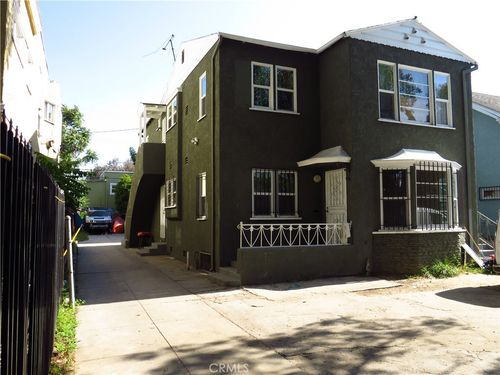 862 W 41st St, Los Angeles, CA, 90037 | Card Image