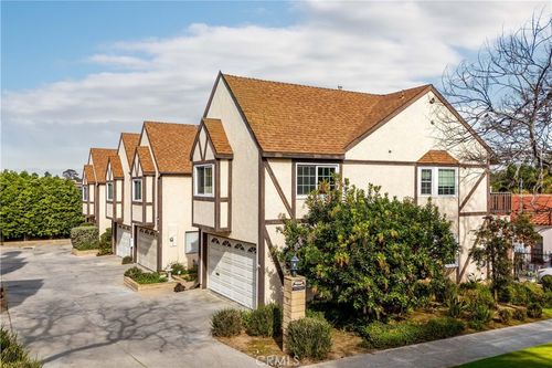 apt-a-4425 E 5th St, Long Beach, CA, 90814-3091 | Card Image