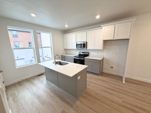 252-891 S Mathilda Dr, Saratoga Springs, UT, 84045-3967 | Card Image