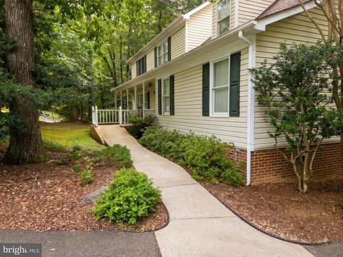 7907 Commodore Ct, SPOTSYLVANIA, VA, 22551-2546 | Card Image