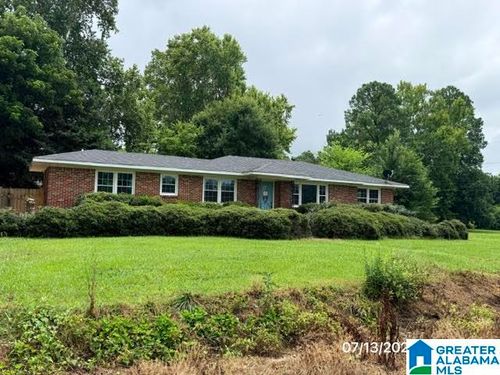 18 Church St, Thorsby, AL, 35171-7020 | Card Image