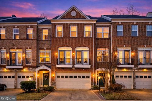 21947 Windy Oaks Sq, BROADLANDS, VA, 20148-5310 | Card Image