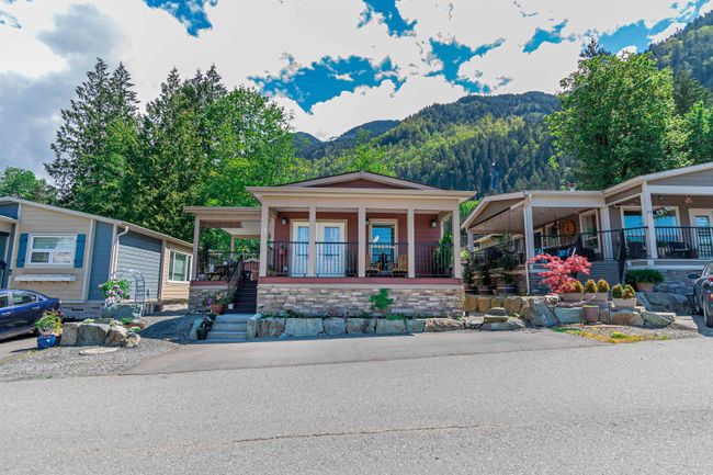 52 - 53480 Bridal Falls Road, House other with 2 bedrooms, 2 bathrooms and 2 parking in Rosedale BC | Image 2