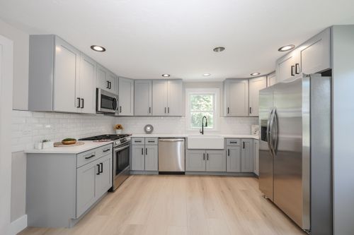 62 Park St, Franklin, NH, 03235-1349 | Card Image